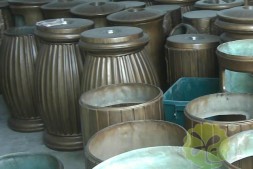 广州市景区创意环卫玻璃钢垃圾桶厂家定制