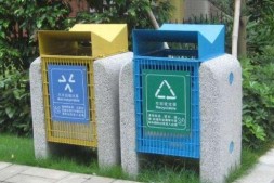 广州小学生花3个月发明智能垃圾桶帮助判断垃圾分类